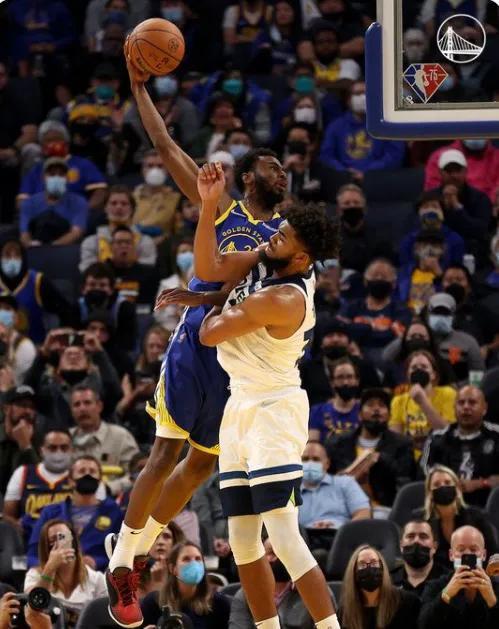  锡安威廉姆斯暴扣，鹈鹕主场击退开拓者队